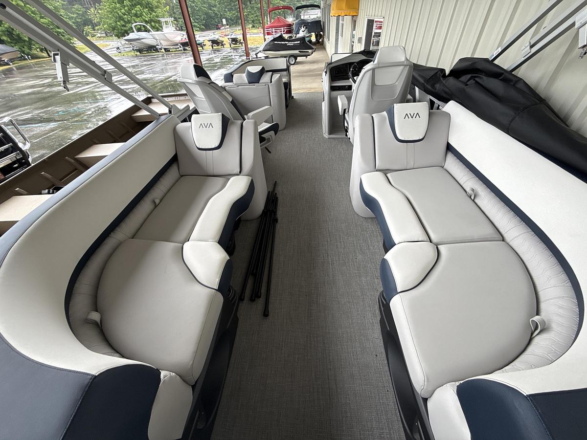 2026 Avalon 23 LSZ Quad Lounger