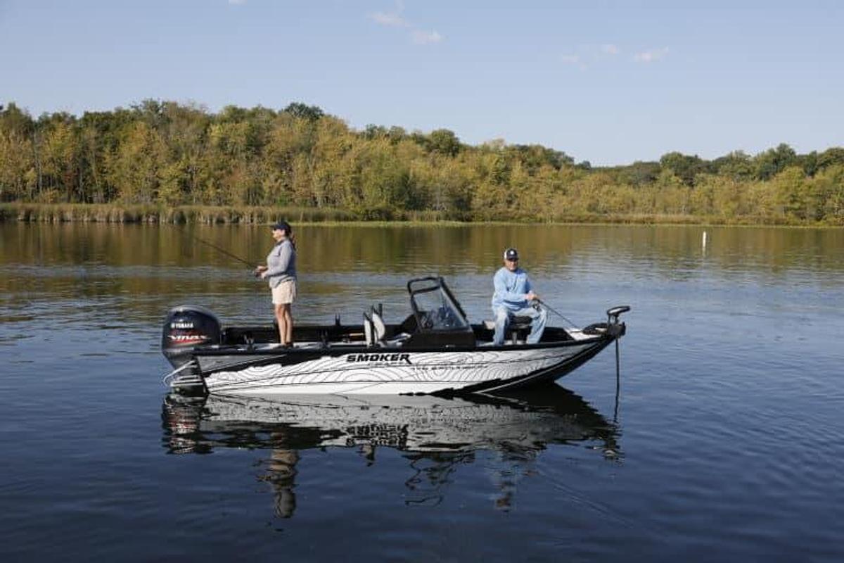 Smoker Craft Excursion 176 DC PRO