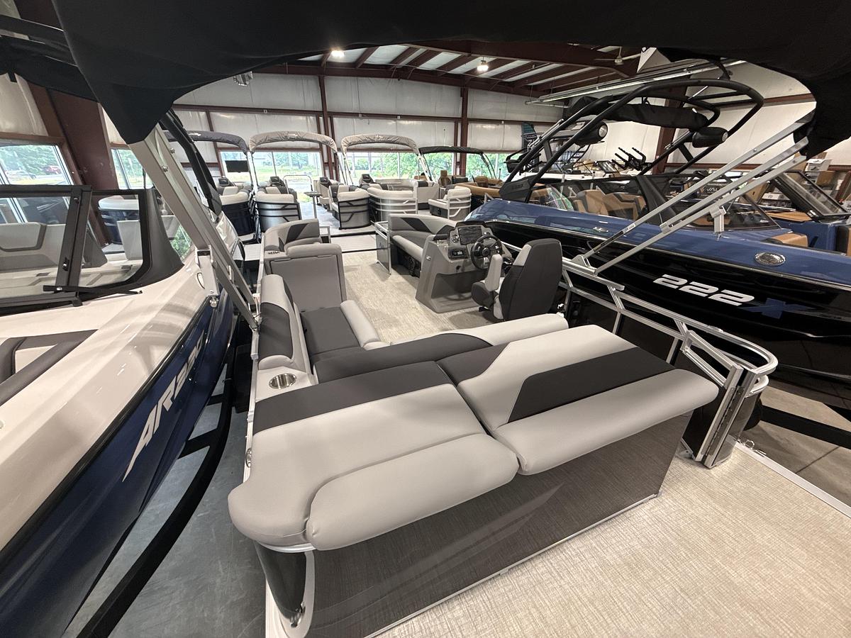 2026 Avalon 21 Venture 85 Cruise