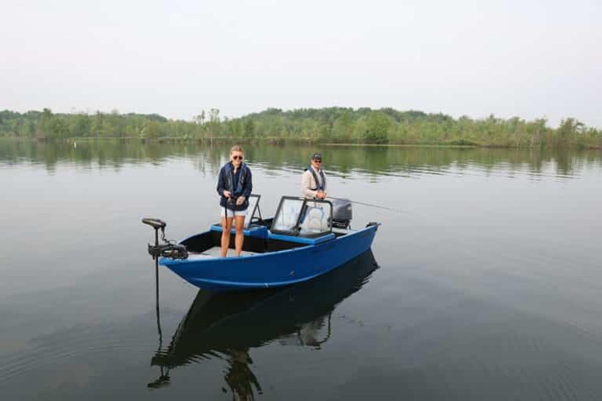 Smoker Craft Lazer 162