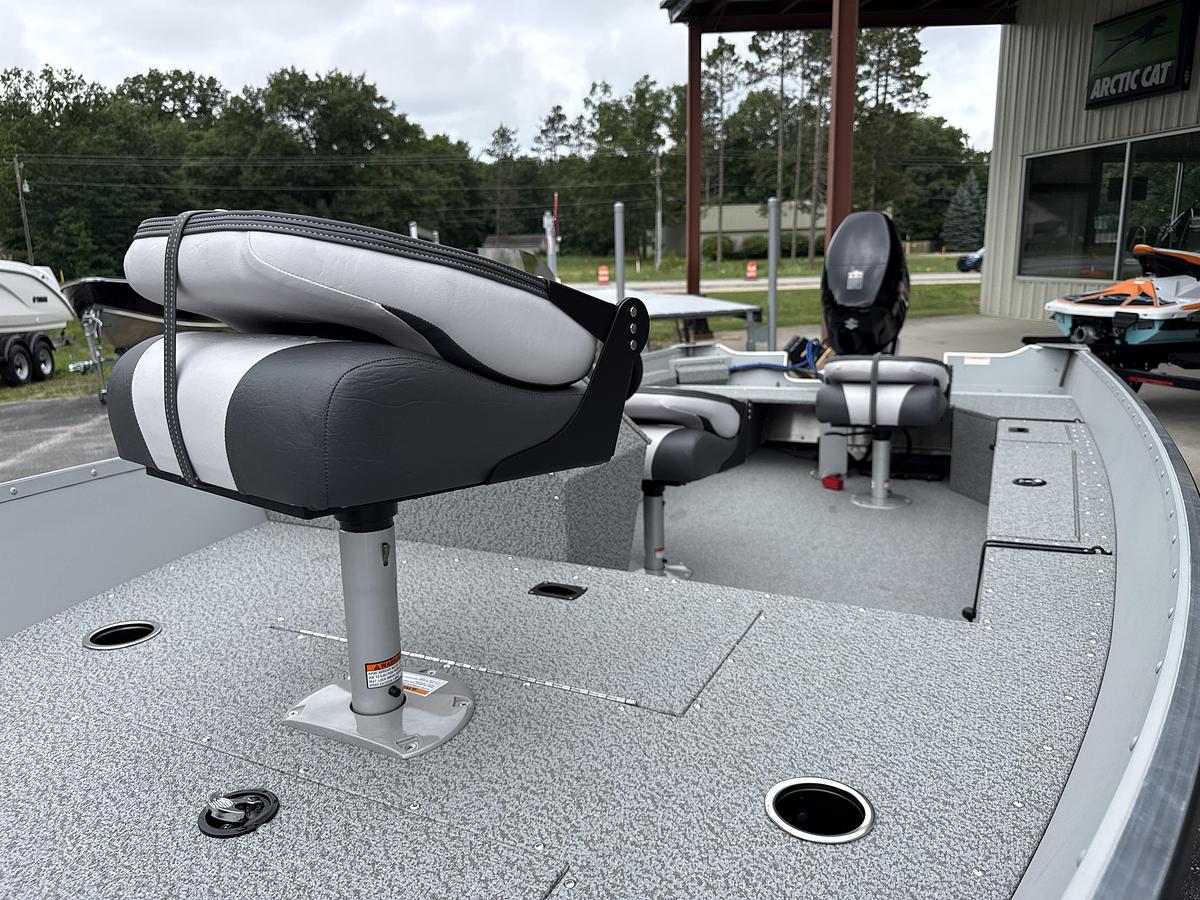2027 Smoker Craft Angler/Patriot 16 SC