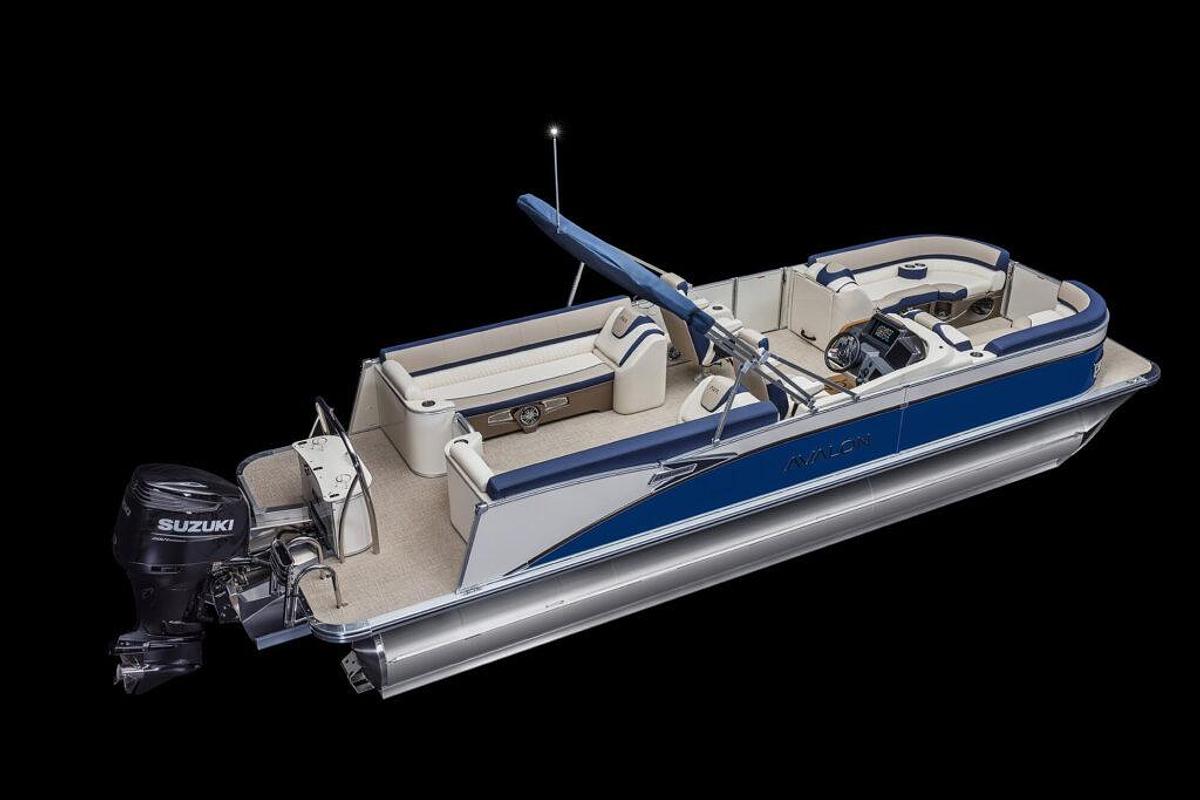 Avalon Catalina Quad Lounger Windshield 27 FT