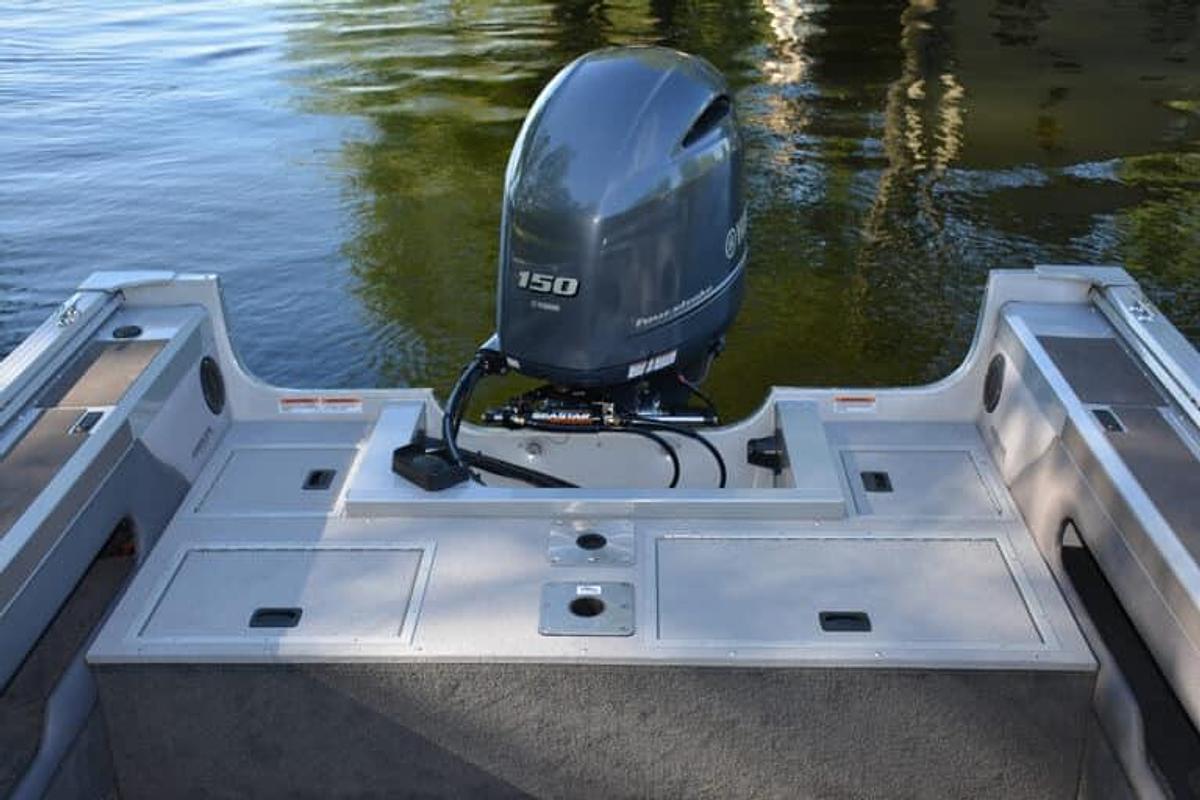Smoker Craft Pro Angler XL 182