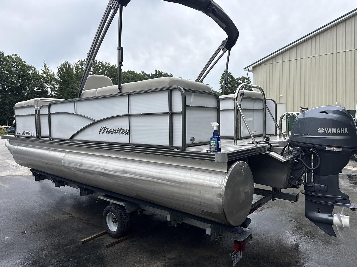 Used 2017 Manitou Aurora