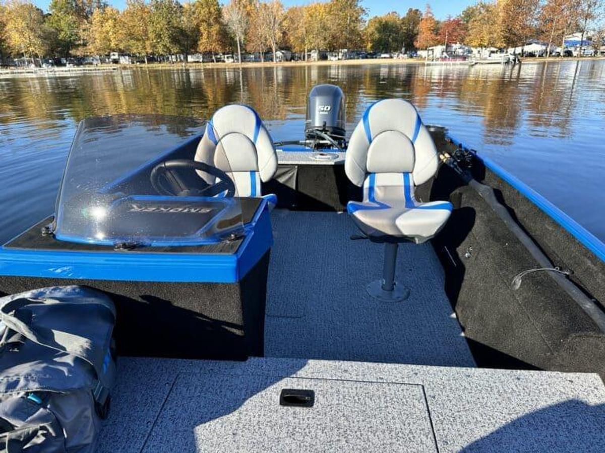 Smoker Craft Lazer 161