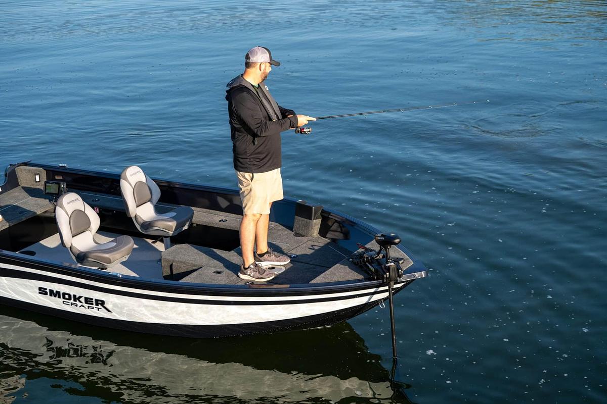 Smoker Craft Excursion 176 T PRO