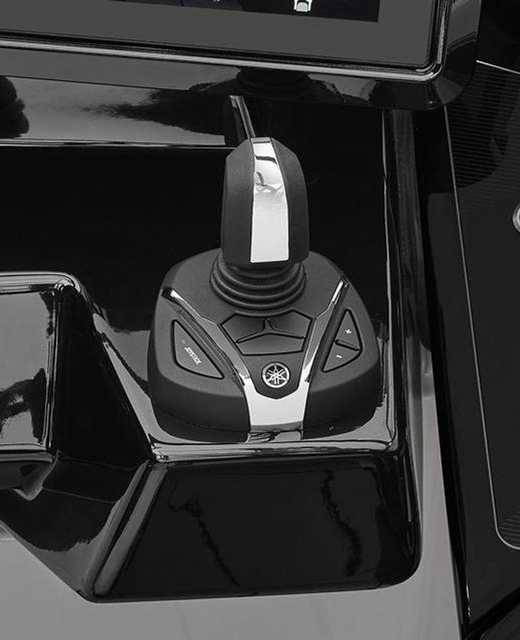 Our Flagship Wakesurfer 255XD