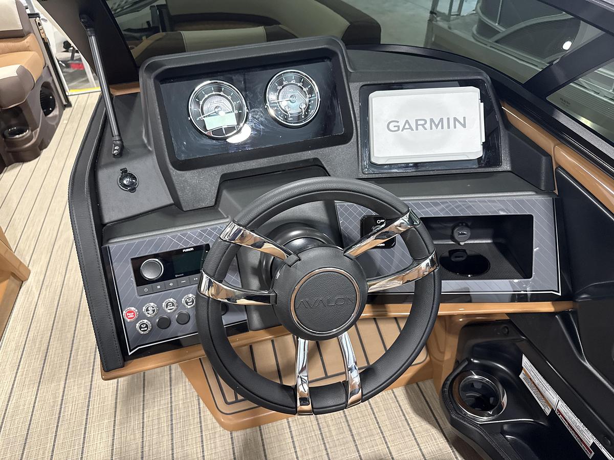 2027 Avalon Catalina Quad Longer 27 FT