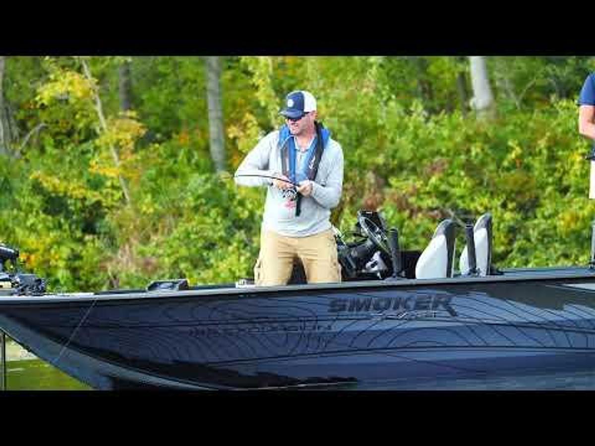 Smoker Craft Excursion 166 SC