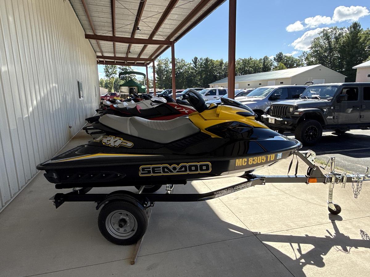 Used 2007 SeaDoo RXP with Trailer