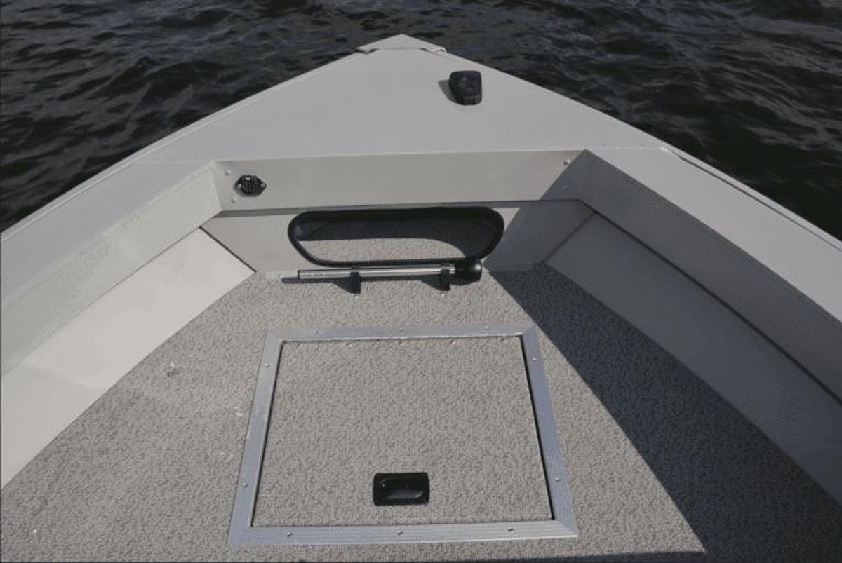 Smoker Craft Osprey 162
