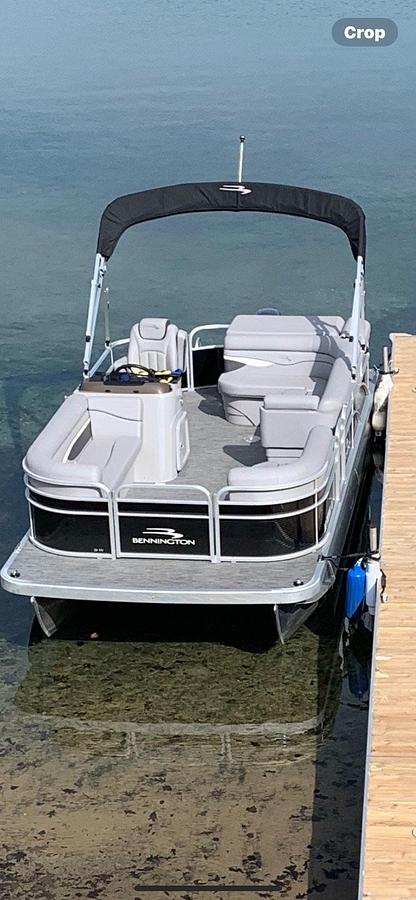 Used 2020 Bennington 20SV