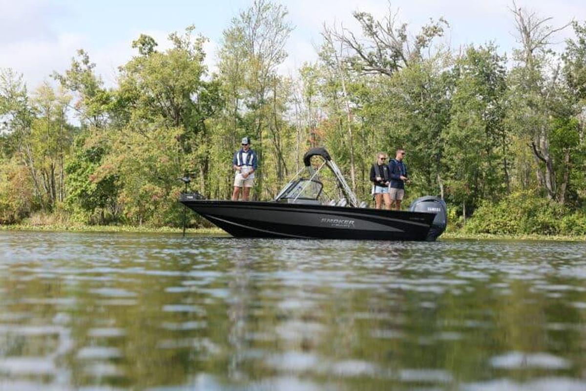 Smoker Craft Ultima 182