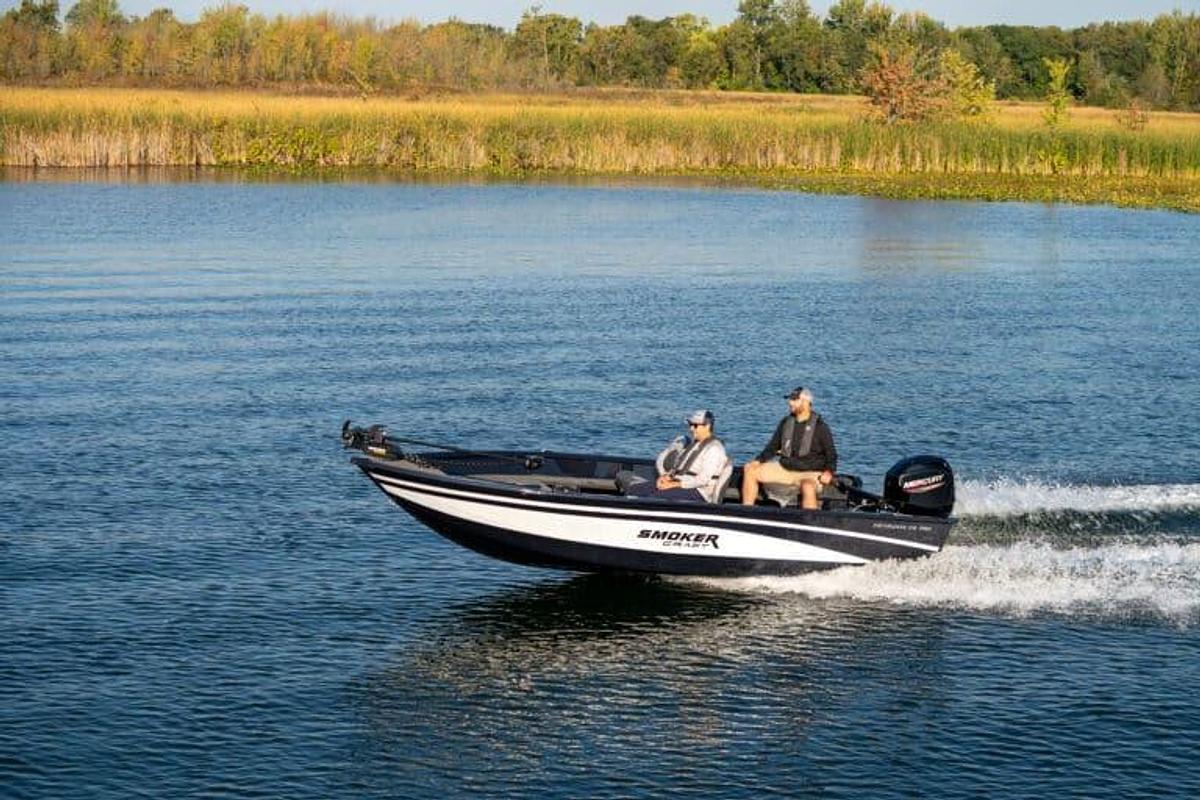 Smoker Craft Excursion 176 T