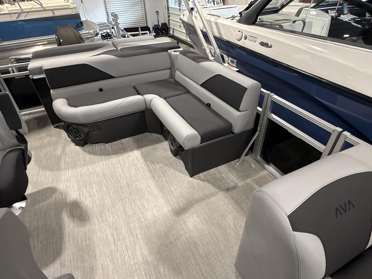 2026 Avalon 21 Venture 85 Cruise