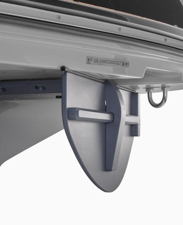 High-Tech Wakesurfer 222XE