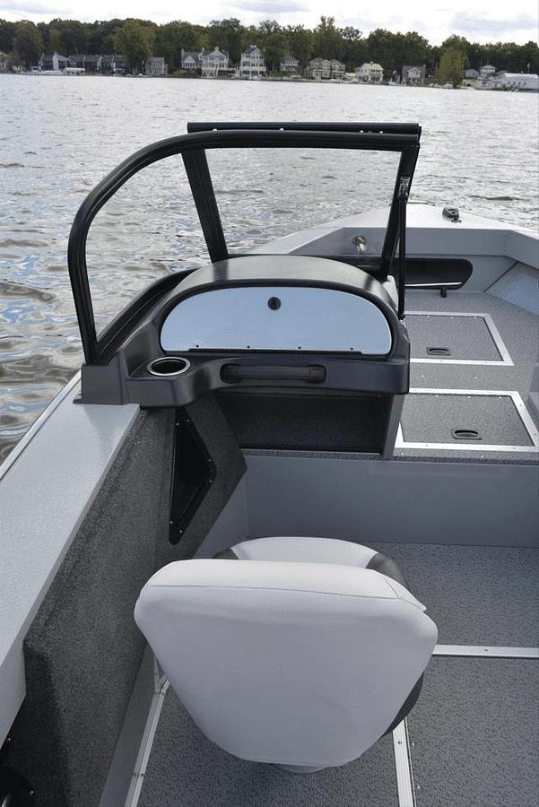 Smoker Craft Osprey 172