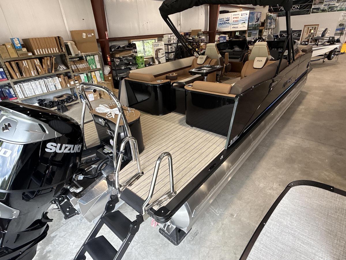 2027 Avalon Catalina Quad Longer 27 FT