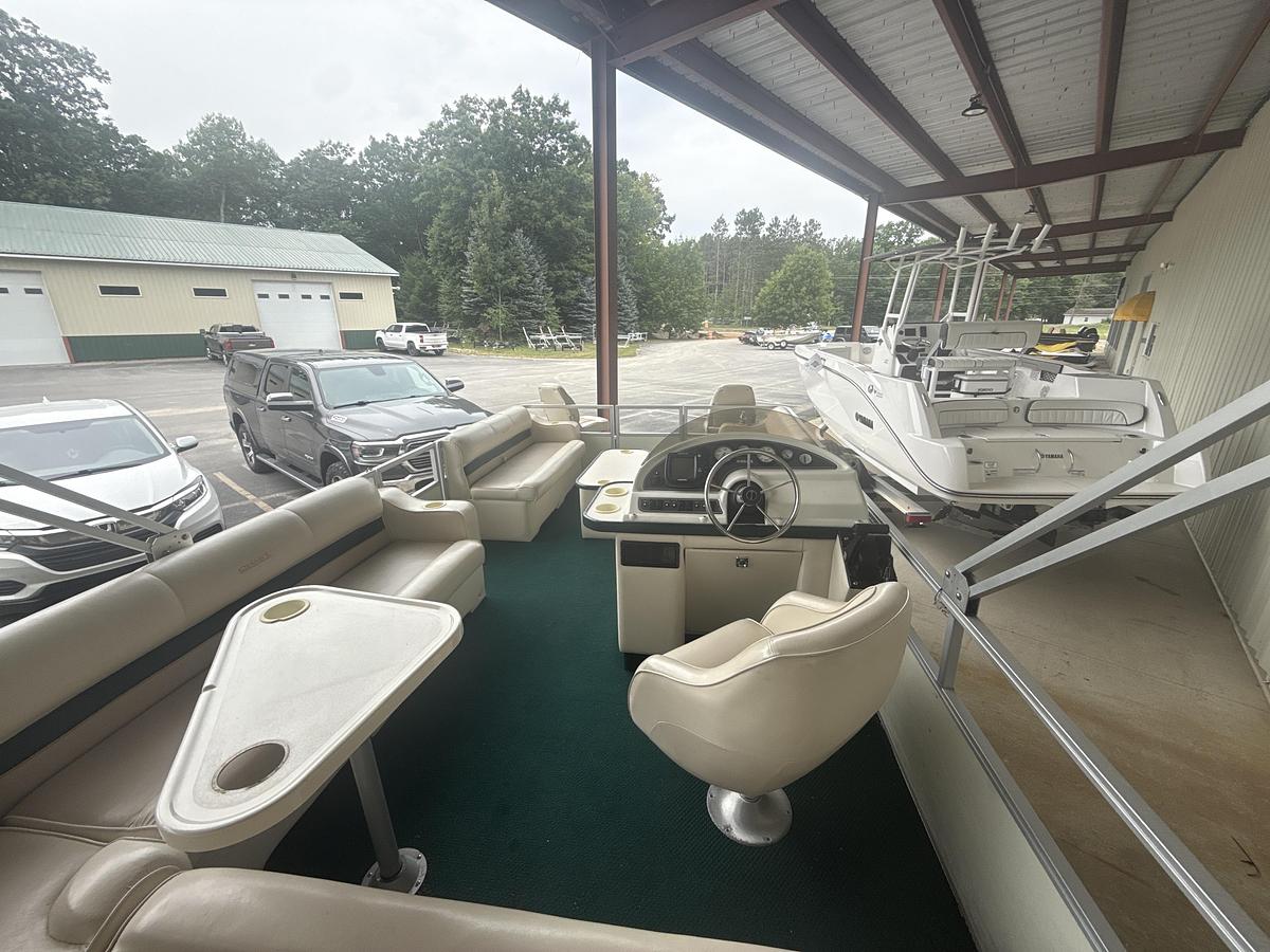 Used 1999 Crest Crest II DL