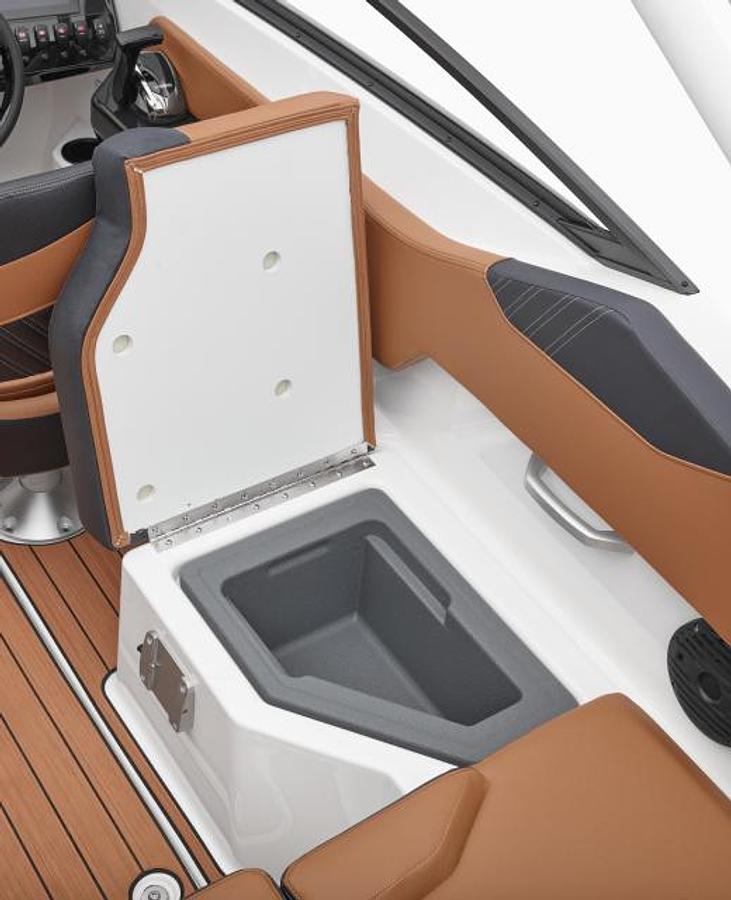 The Flagship 20 205SD