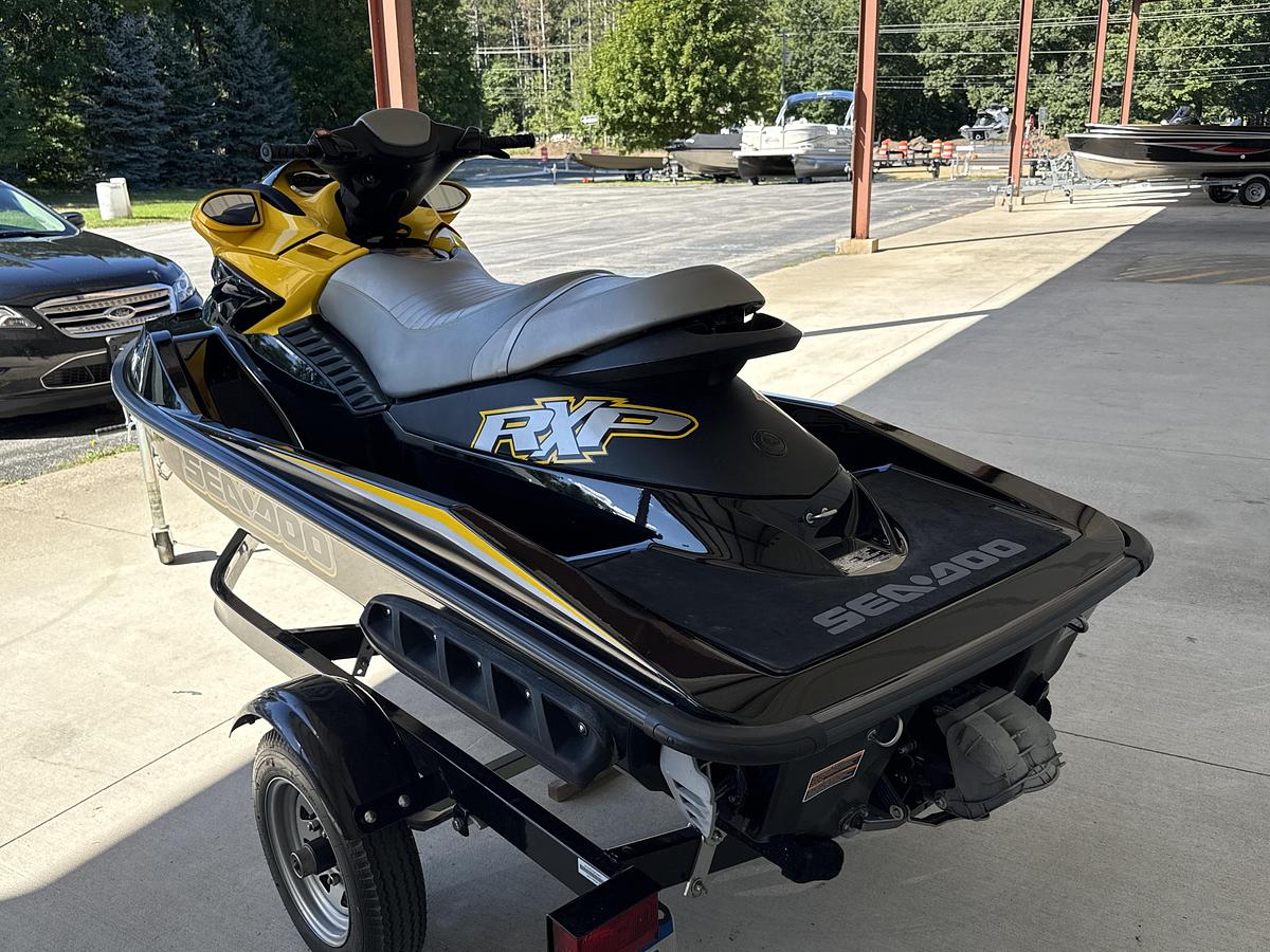 Used 2007 SeaDoo RXP with Trailer