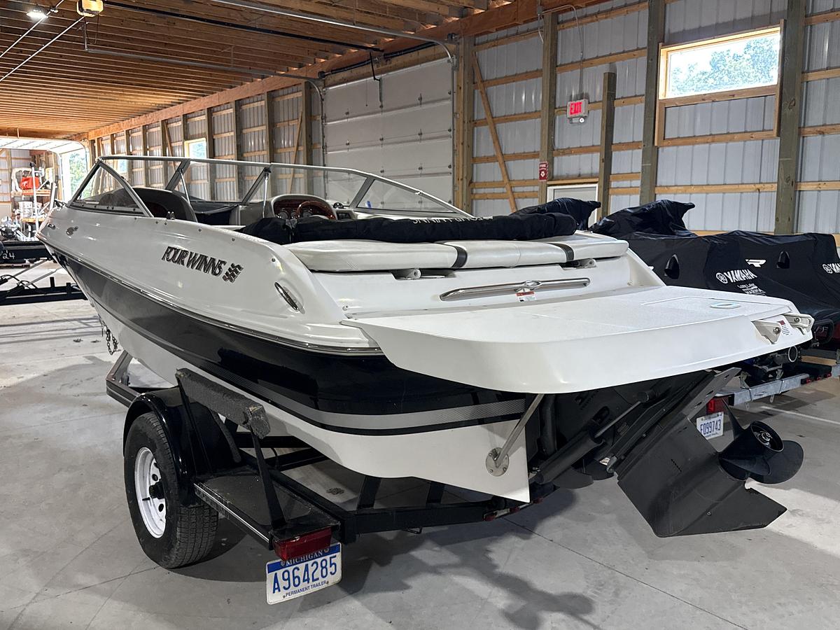 Used 2003 FOUR WINNS 190 HORIZON