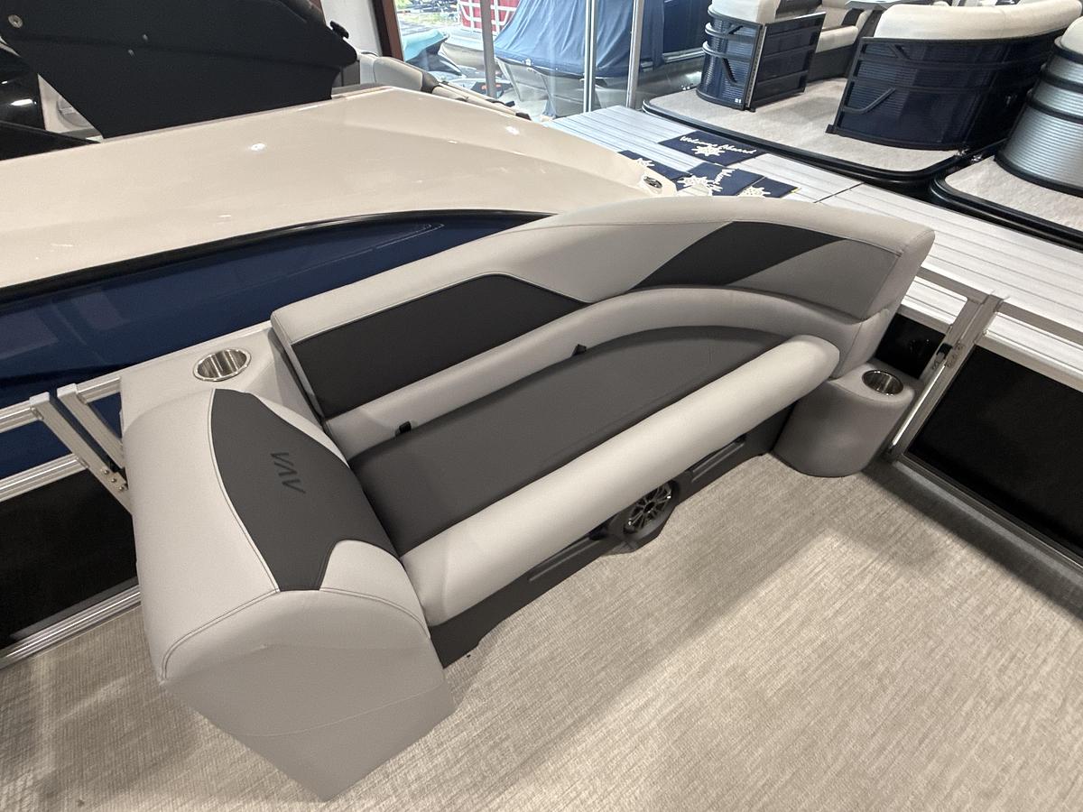 2026 Avalon 21 Venture 85 Cruise