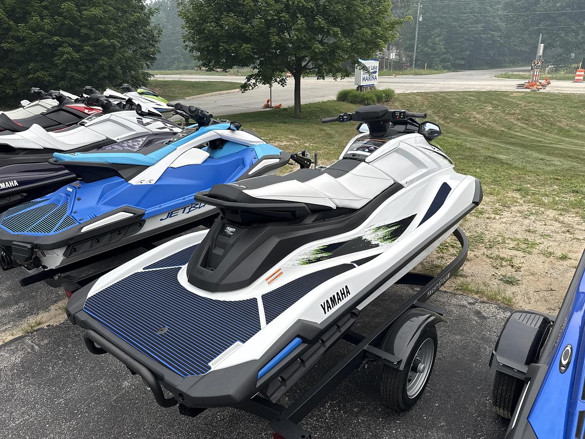 2026 Yamaha VX Deluxe
