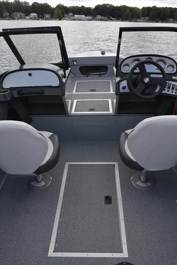 Smoker Craft Osprey 172