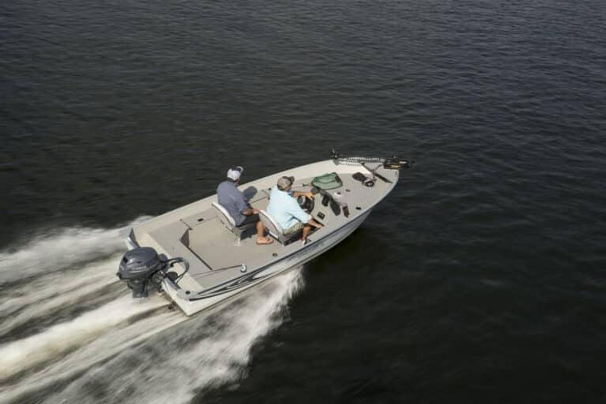 Smoker Craft Angler 16 SC