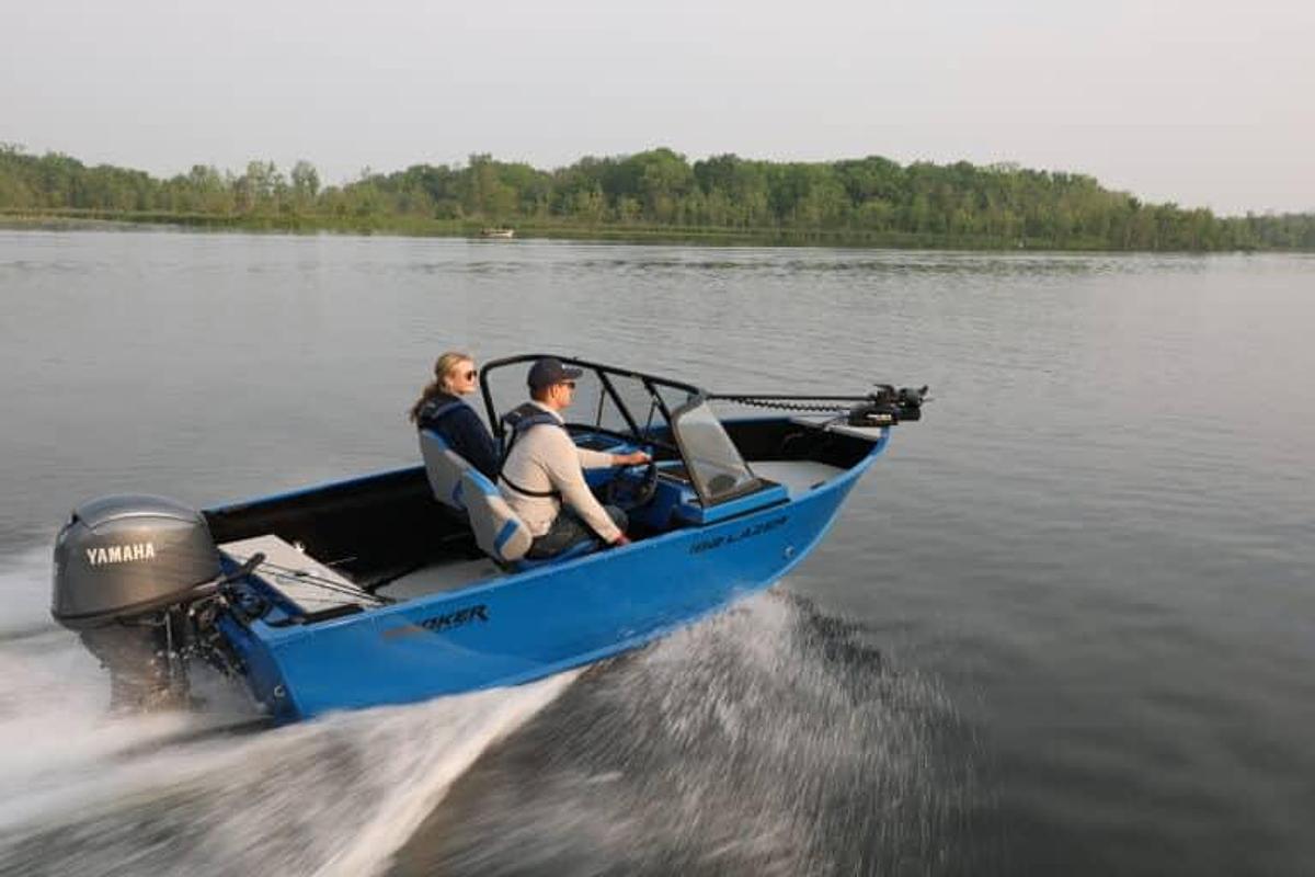 Smoker Craft Lazer 162