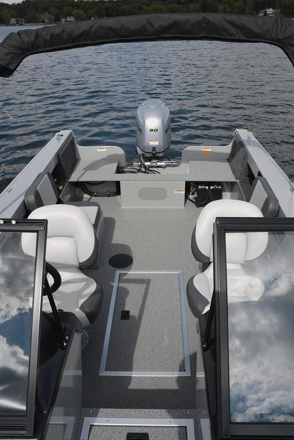 Smoker Craft Osprey 162