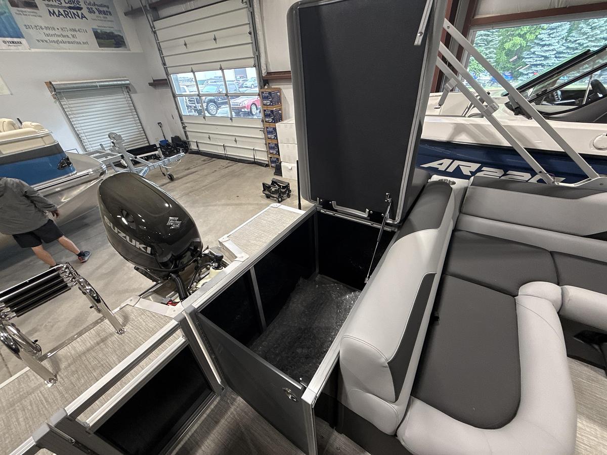 2026 Avalon 21 Venture 85 Cruise
