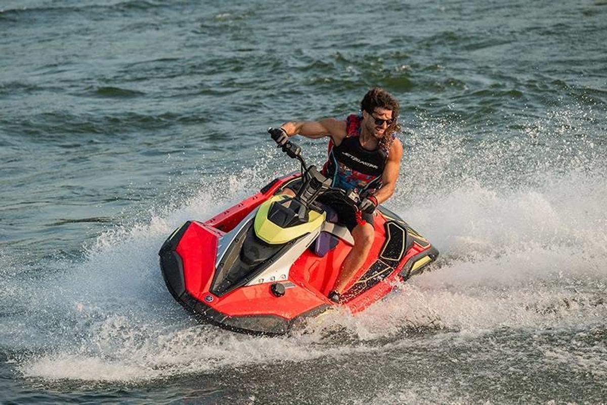2026 Yamaha JB1050A-CB