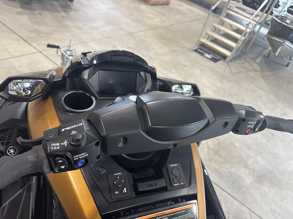 2025 Yamaha FX CRUISER HO COPPER WITH AUDIO