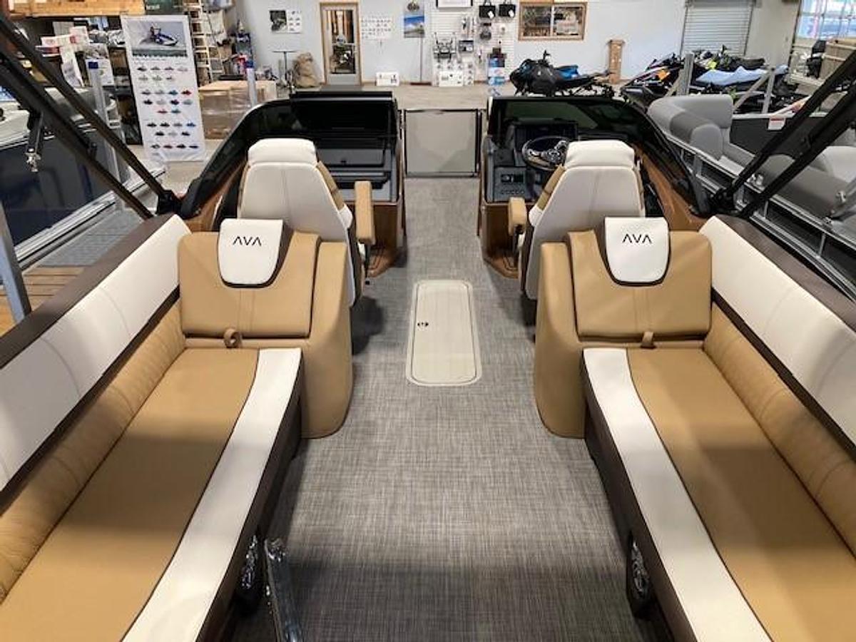 2025 Avalon 25 Catalina Quad Bench Tri-toon
