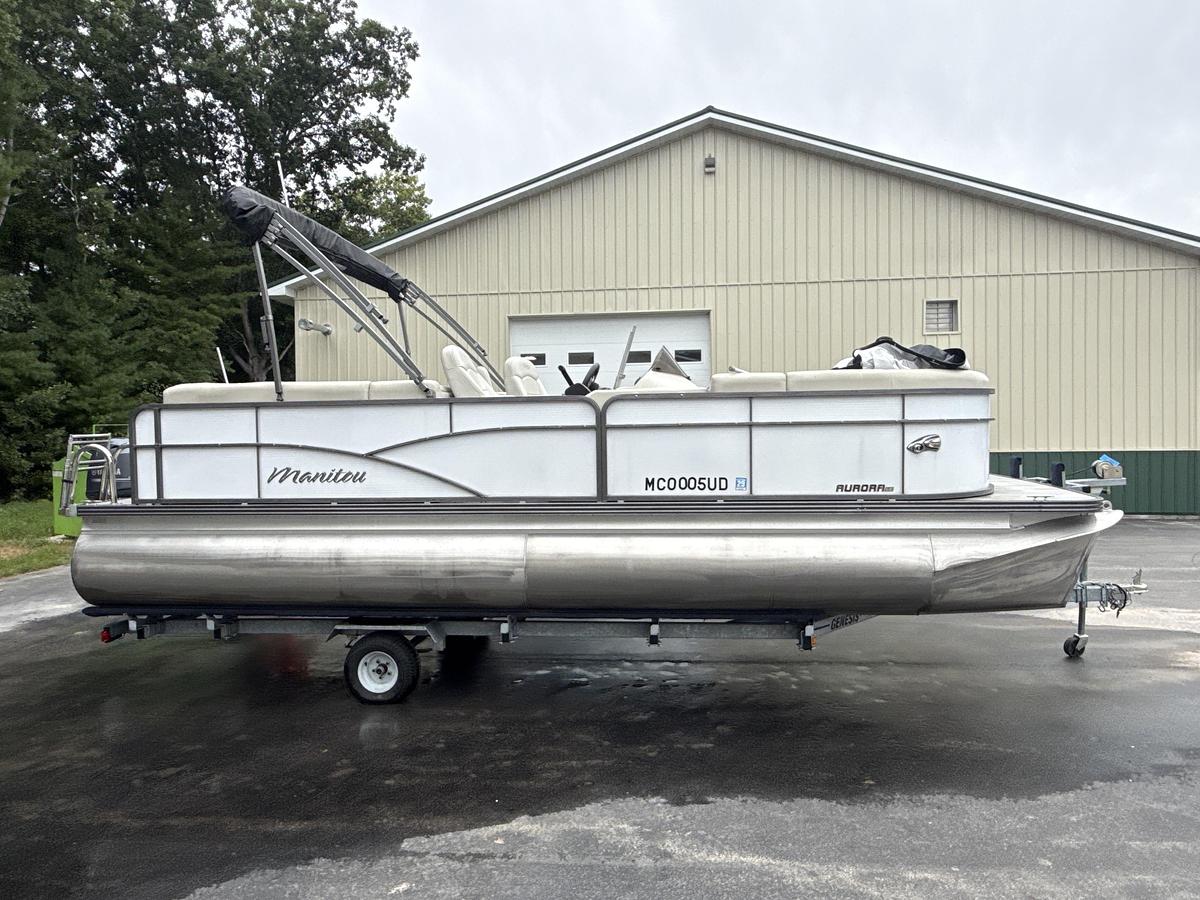 Used 2017 Manitou Aurora