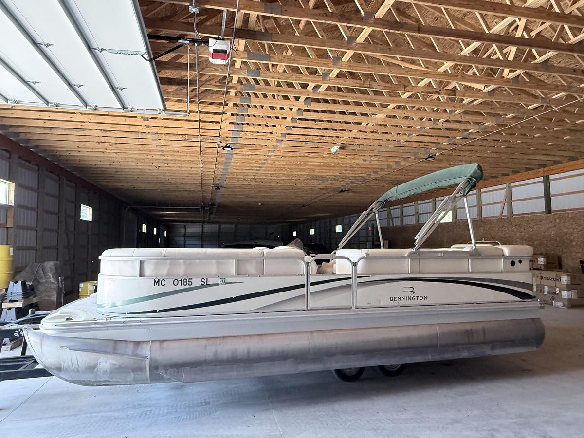 Used 2003 Bennington 2275 RL