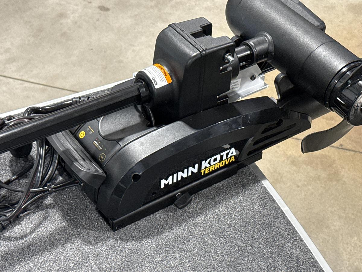 2027 G3 Angler V 1850 SF