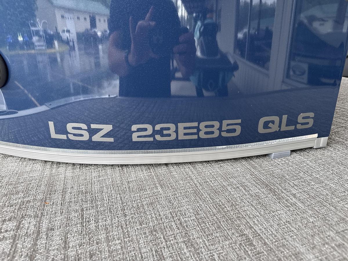 2026 Avalon 2385 LSZ Quad Lounge Shift Navy