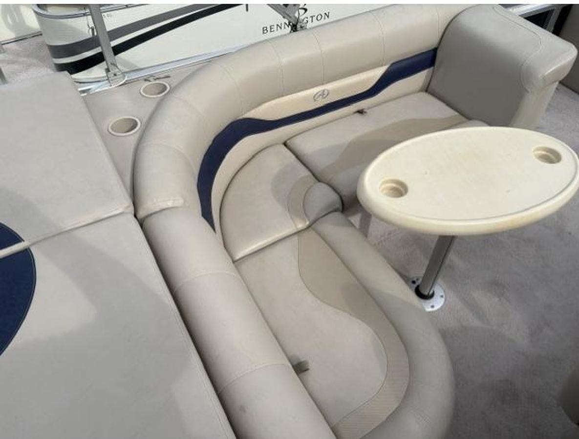 Used 2011 Avalon 2300LS