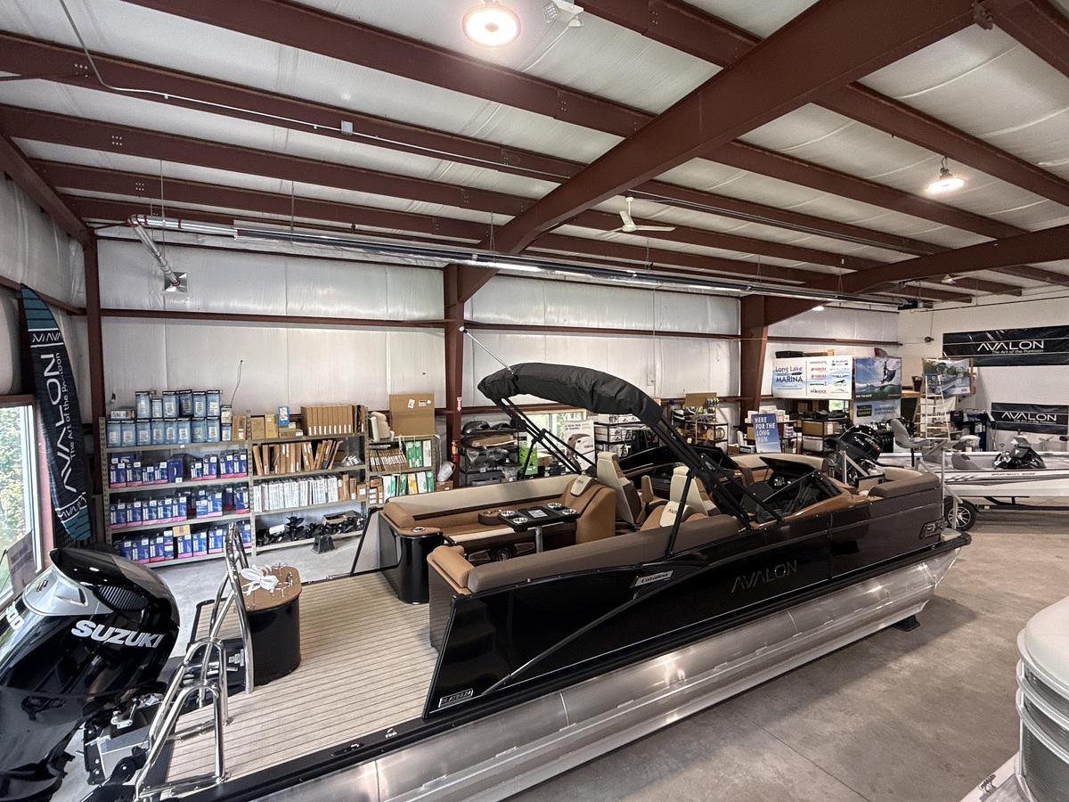 2027 Avalon Catalina Quad Longer 27 FT