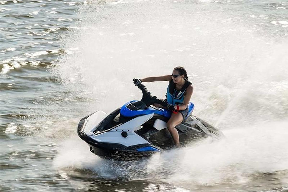 2026 Yamaha JB1050F-C