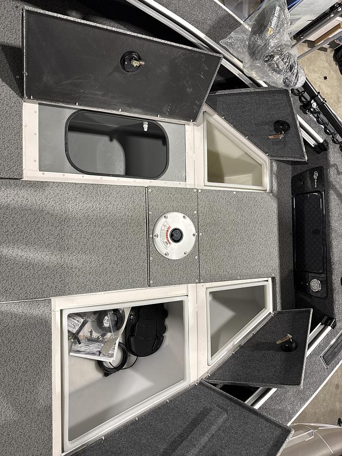 2027 G3 Angler V 1850 SF