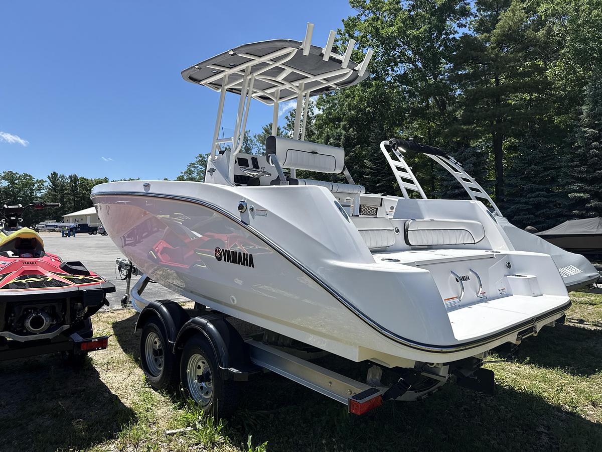 2025 Yamaha 220 FSH SPORT