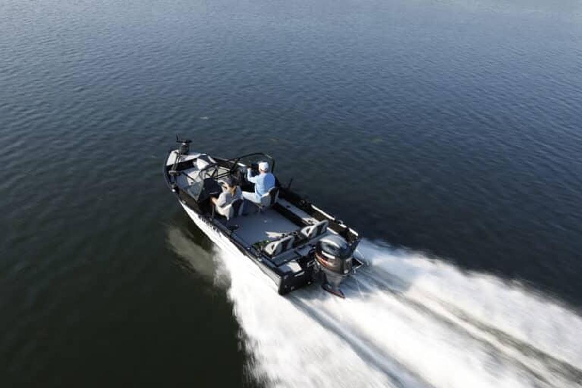 Smoker Craft Excursion 176 DC PRO