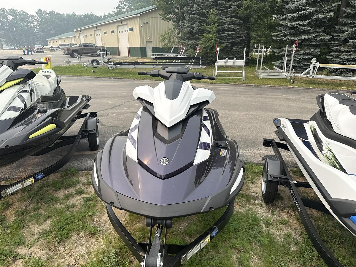 2026 Yamaha VX1900C-CA