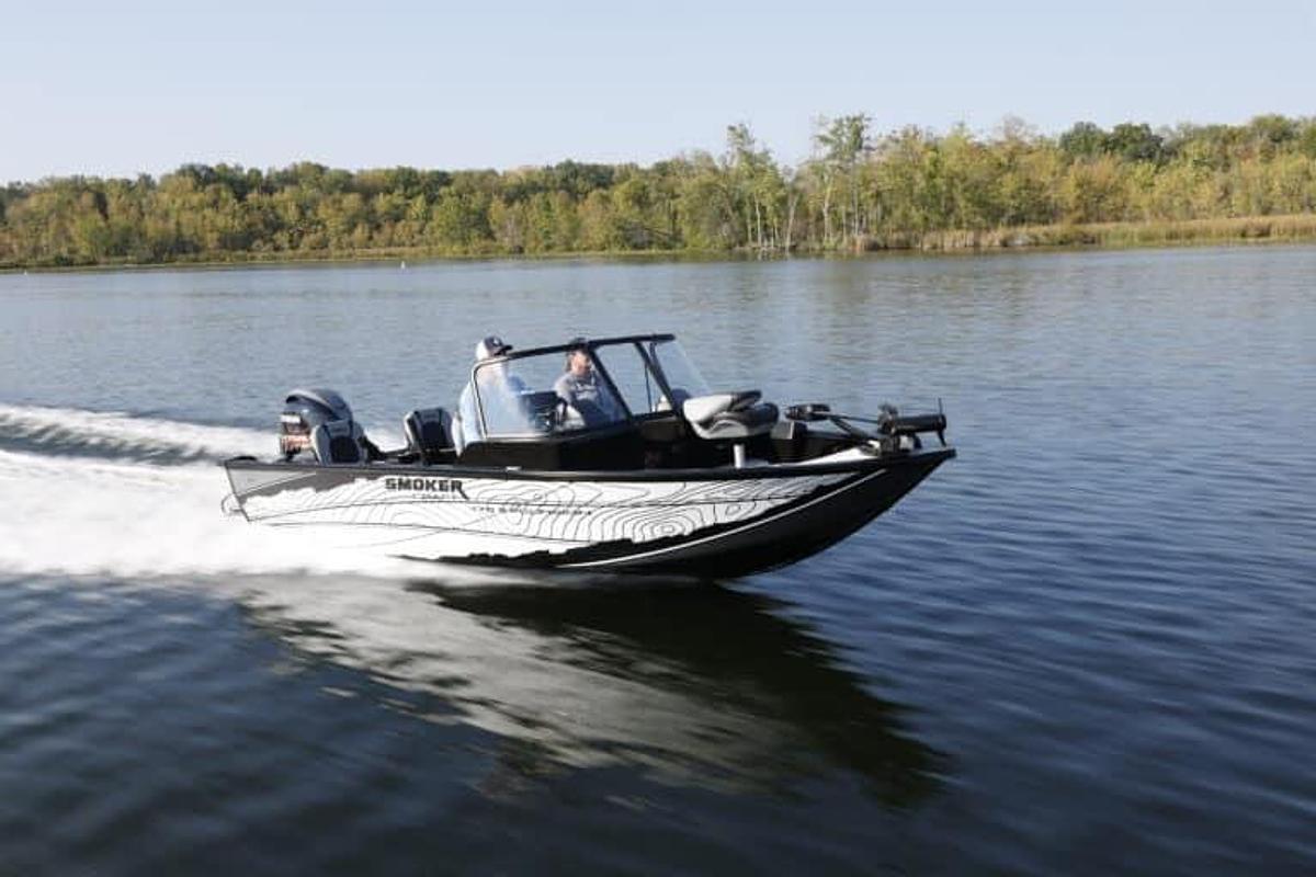 Smoker Craft Excursion 176 DC PRO