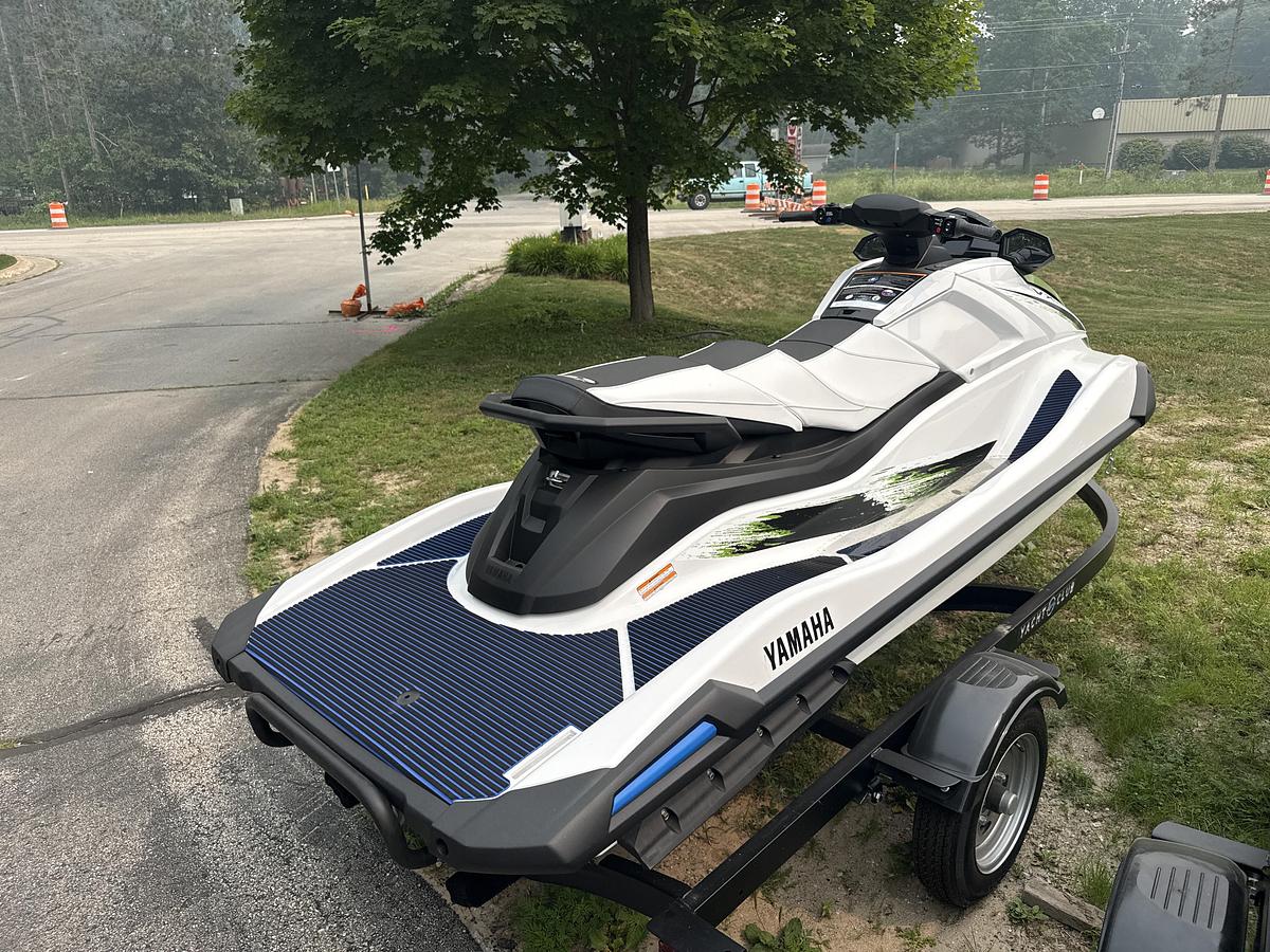 2026 Yamaha VX Deluxe