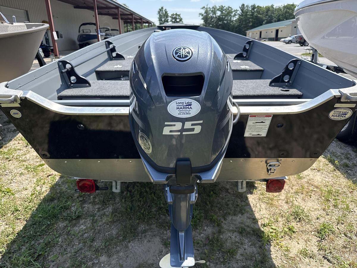 2027 Smoker Craft 16 Big Fish/25HP Yamaha